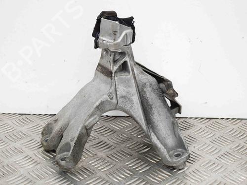 Używane Wspornik / Uchwyt AUDI A4 B8 Avant (8K5) 2.0 TDI (136 hp) 14663237