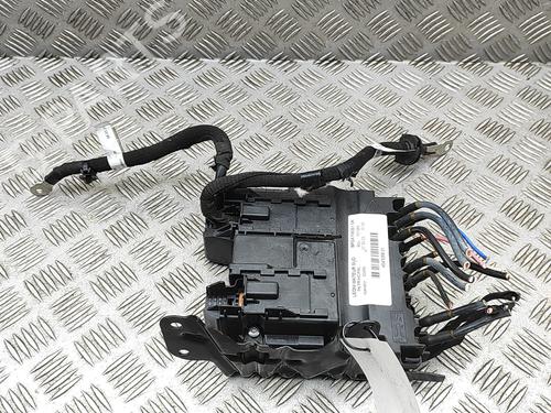 Sikringsdose PEUGEOT 3008 II SUV (MC_, MR_, MJ_, M4_) Hybrid 180 (M4DGLU) (179 hp) 30178421