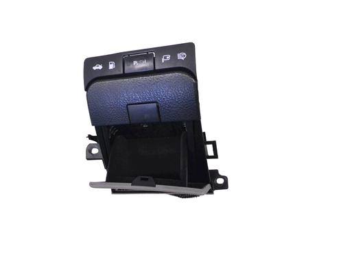 Used Switch LEXUS GS (_L1_) 450h (GWL10_, GWL10, GWL10R) (345 hp) 30232736