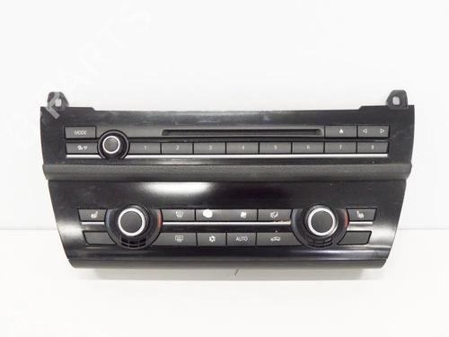 Used Electronic module BMW 5 (F10) 520 d (184 hp) 6758221