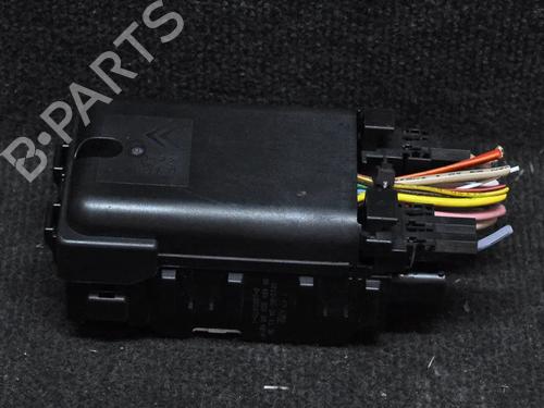 Used Fuse box Fuse box CITROËN C4 II (NC_) 1.6 HDi 110 (112 hp) 6720156 6720156