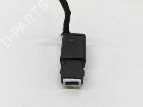 Elektronisk modul PEUGEOT 2008 II (UD_, US_, UY_, UJ_, UR_, UC_) e-2008 (UKZKXZ) (136 hp) 29042506