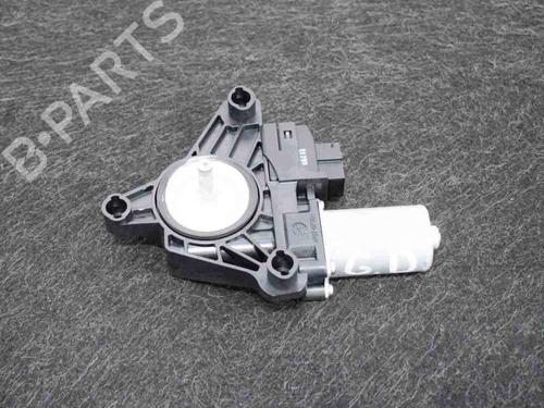 Right rear window motor MERCEDES-BENZ C-CLASS (W205) C 220 BlueTEC / d (205.003) | BP6744230E22