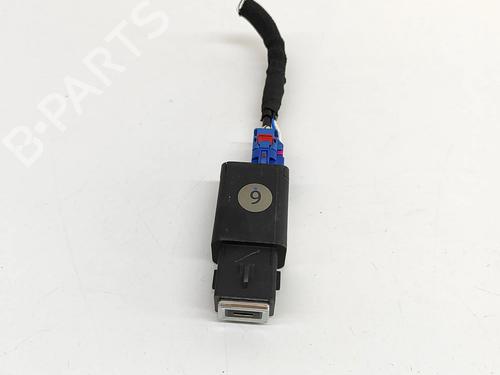 Used Electronic module CITROËN C4 III (BA_, BB_, BC_) 1.2 PureTech 130 (BAHNSA, BAHNSB) (130 hp) 28557927