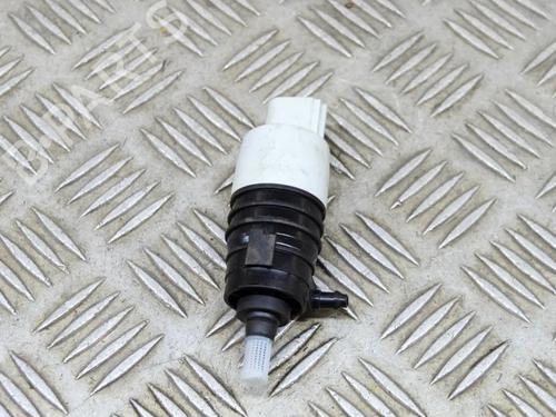 Used Washer pump BMW 3 (G20, G80, G28) 330 e Plug-in-Hybrid xDrive (292 hp) 27758093