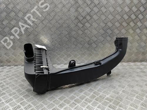 Used Air filter box BMW 5 Touring (F11) M 550 d xDrive (381 hp) 30004915