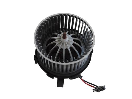 heater-blower-motor-audi-a4-b8-avant-8k5-2007-2008-2009-2010-2011-2012-2013-2014-2015-2016-2017-33359507 main image