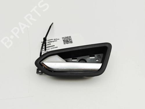 Venstre bagtil invendig håndtag Venstre bagtil invendig håndtag RENAULT ARKANA I (LCM_, LDN_) 1.6 E-TECH 145 (LDMU) (143 hp) 37238506 37238506