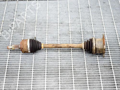 Used Left front driveshaft Left front driveshaft SUZUKI GRAND VITARA II (JT, TE, TD) 1.9 DDiS All-wheel Drive (JT419, TD44, JB419WD, JB419XD,... (129 hp) 6744076 6744076