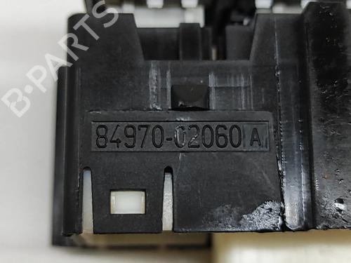 Switch TOYOTA AURIS (_E18_) 1.8 Hybrid (ZWE186_, ZWE186R) | BP23561748I30