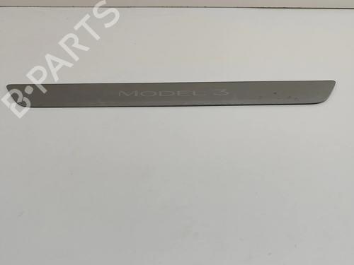 Used Step Step TESLA MODEL 3 (5YJ3) EV AWD (441 hp) 27764971 27764971