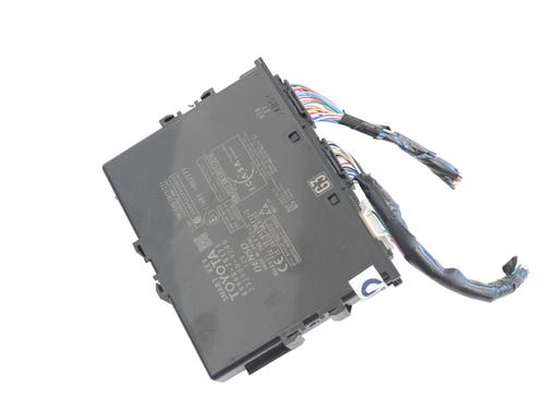 Elektronisk modul LEXUS NX (_Z1_) 300h AWD (AYZ15_) (155 hp) 30243503