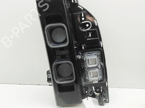 Used Right taillight LAND ROVER DEFENDER Station Wagon (L663) P525 4x4 (525 hp) 32525636