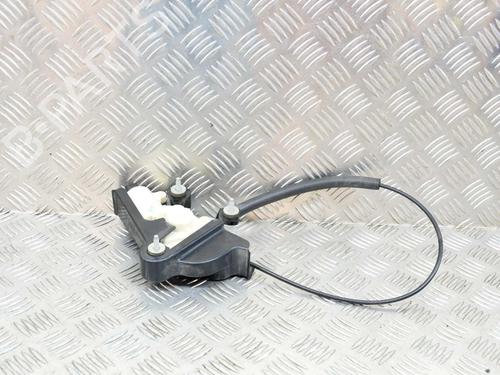 BP8838742M83 main image