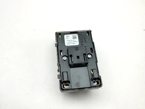 Right front window switch TESLA MODEL Y (5YJY) Long Range All-wheel Drive | BP38565419I26 - Image 4