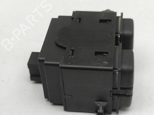 Switch JAGUAR XJ (X350, X358) D 2.7 | BP33381211I30 - Image 4