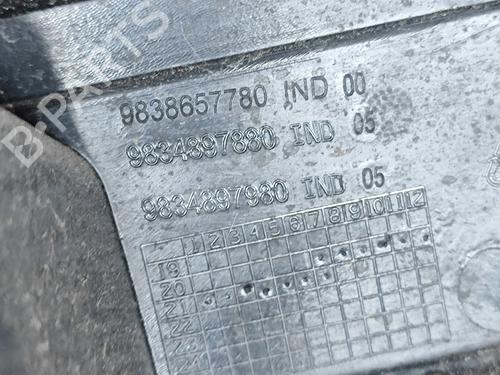 Tailgate trim CITROËN C4 III (BA_, BB_, BC_) 1.2 PureTech 130 (BAHNSA, BAHNSB) | BP28550721C151