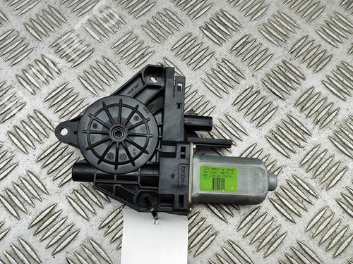 Used Left rear window motor Left rear window motor JEEP GRAND CHEROKEE IV (WK, WK2) 3.0 CRD V6 4x4 (250 hp) 33375721 33375721