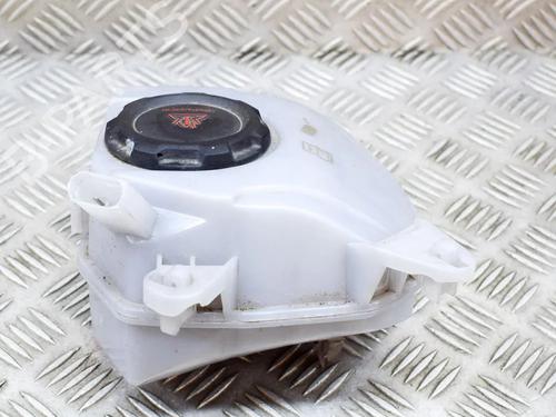 vase-dexpansion-audi-a1-sportback-gba-2018-27761685 main image