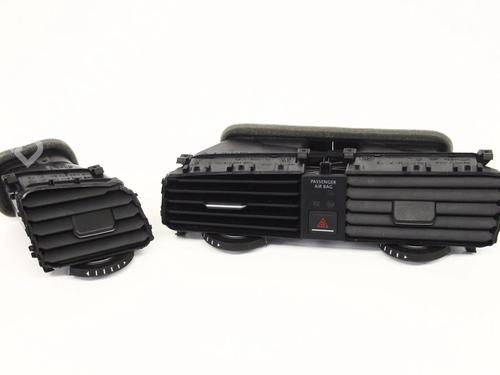Used Air vent Air vent VW GOLF VII (5G1, BQ1, BE1, BE2) 2.0 R 4motion (300 hp) 30284515 30284515