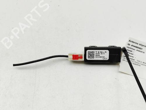 Used Electronic module Electronic module TESLA MODEL Y (5YJY) Long Range All-wheel Drive (514 hp) 33394474 33394474