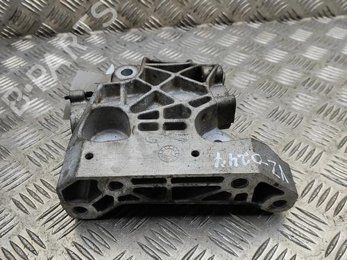 Support JAGUAR E-PACE (X540) 2.0 P200 AWD | BP30323843C155