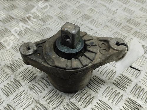Used Engine mount Engine mount MASERATI GHIBLI III (M157) 3.0 D (275 hp) 20144504 20144504