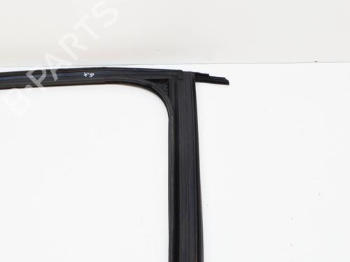 Rubber door seal TESLA MODEL X (5YJX) P100D AWD | BP15375694C142 