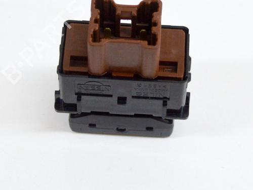 Switch NISSAN LEAF (ZE1) Electric | BP27761341I30