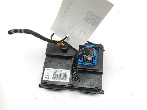 Used Electronic module Electronic module PEUGEOT 3008 II SUV (MC_, MR_, MJ_, M4_) Hybrid 180 (M4DGLU) (179 hp) 30178419 30178419