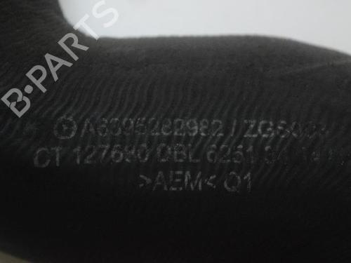 Intercooler-rør  MERCEDES-BENZ VITO / MIXTO Van (W639) 116 CDI (639.601, 639.603, 639.605) (163 hp) 30255994