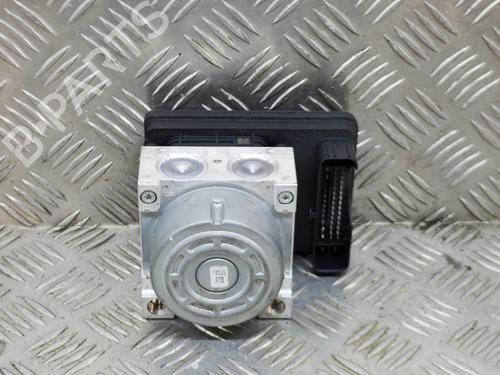 Used ABS pump BMW X1 (F48) sDrive 18 d (150 hp) 28547688