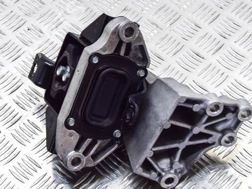 Used Engine mount KIA SPORTAGE IV (QL, QLE) 1.6 GDI (132 hp) 6771650