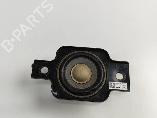 Used Speaker VOLVO XC90 II (256) B5 Mild Hybrid AWD (250 hp) 28558947