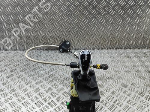 Used Gear lever VOLVO V40 Cross Country (526) D2 (120 hp) 30596272