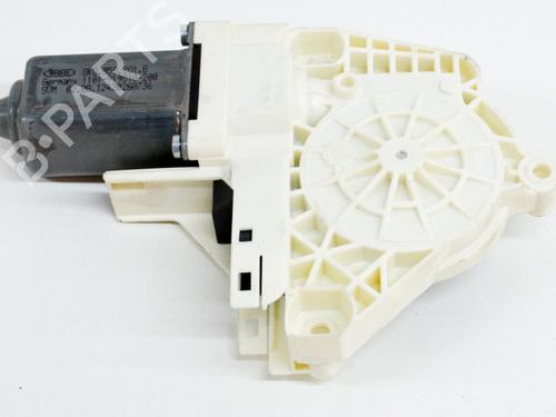 Used Left front window motor AUDI A6 C7 (4G2, 4GC) 2.0 TDI (177 hp) 10369626