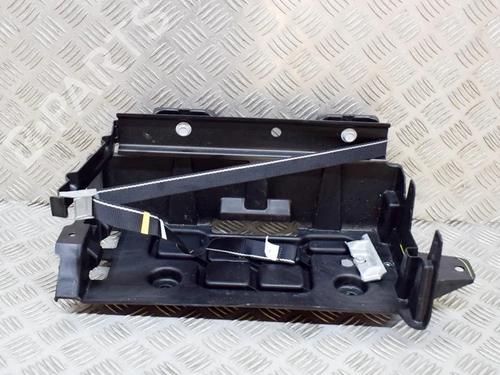 andre-maserati-levante-suv-m161-30-q4-05112061ak-2016-15480964 main image