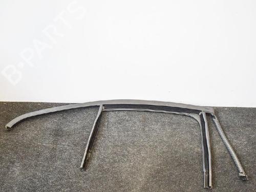 Used Rubber door seal MERCEDES-BENZ C-CLASS (W205) C 220 BlueTEC / d (205.003) (163 hp) 6747494