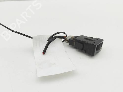 Switch ISUZU D-MAX II (TFR, TFS) 2.5 CRDi 4x4 (TFS86J) | BP38731747I30 - Image 3