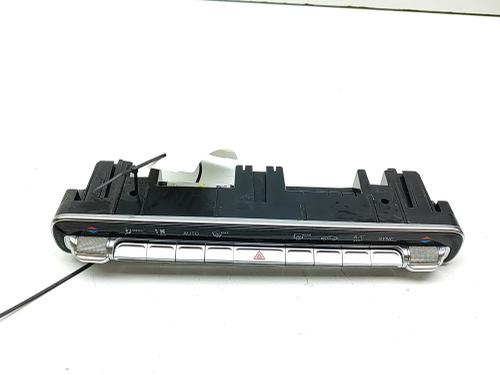 Used Control unit Control unit MERCEDES-BENZ CLA (C118) CLA 180 (118.384) (136 hp) 40605340 40605340