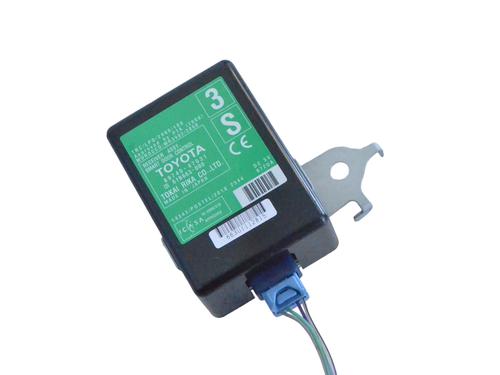 Used Electronic module Electronic module TOYOTA PRIUS (_W3_) 1.8 Hybrid (ZVW3_) (99 hp) 33357972 33357972