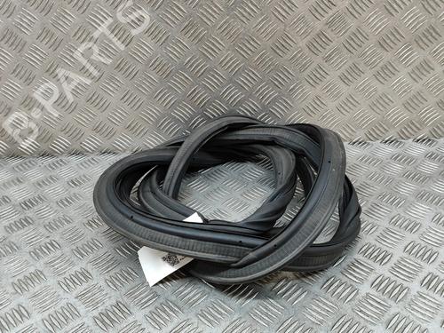 Rubber door seal CITROËN C4 III (BA_, BB_, BC_) 1.2 PureTech 130 (BAHNSA, BAHNSB) | BP28550724C142