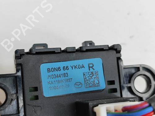 Switch MAZDA CX-30 (DM) e-SKYACTIV-X M Hybrid | BP28557732I30