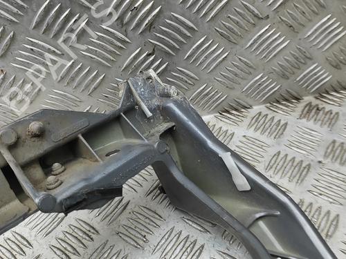 Left headlight support JAGUAR F-PACE (X761) 2.0 TD4 | BP31217054C157