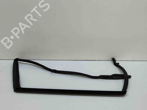 Rubber door seal LAND ROVER RANGE ROVER VELAR (L560) 2.0 D240 SD4 4x4 | BP29337191C142 