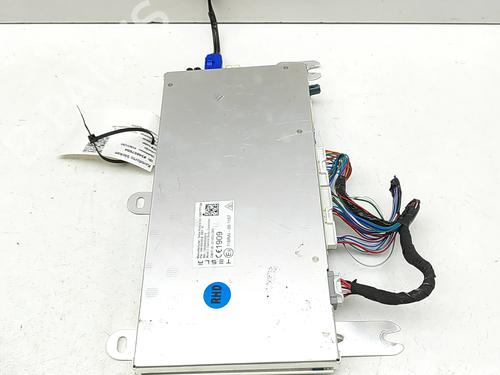 Electronic module TESLA MODEL X (5YJX) P100D AWD | BP33661837M83 - Image 3