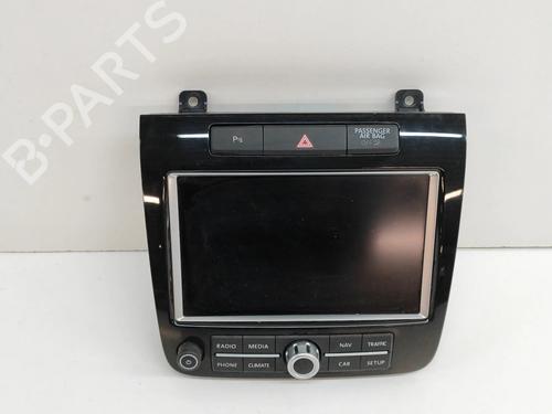 Used Display monitor Display monitor VW TOUAREG (7P5, 7P6) 3.0 V6 TDI (240 hp) 16945042 16945042