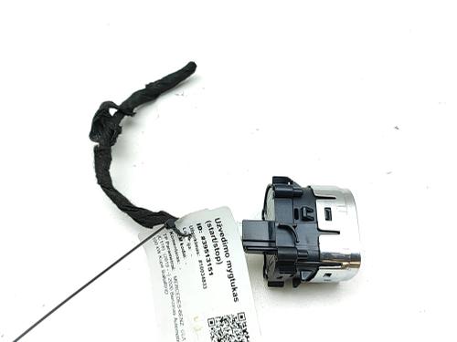 Switch MERCEDES-BENZ CLA (C118) CLA 180 (118.384) | BP40486454I30 - Image 2