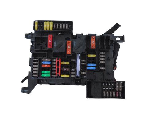 fuse-box-bmw-i3-i01-2013-33356567 main image