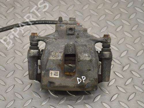 Used Right front brake caliper Right front brake caliper TOYOTA C-HR (_X1_) 1.8 Hybrid (ZYX10_, ZYX11_) (98 hp) 33354825 33354825